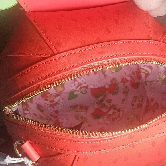 Loungefly Scented Strawberry Shortcake House Crossbody Bag - Picture 11 of 11